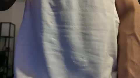 yourguuy21 online show from December 5, 2:22 am