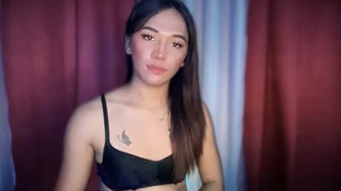 Snapshot of yourhotlove_jamellaxxx chatting on October 2, 4:39 pm LOVING JAMMELA online show from October 2, 4:39 pm