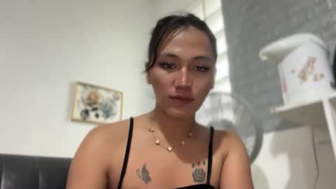 Snapshot of yourhotlove_jamellaxxx chatting on October 26, 7:42 am LOVING JAMMELA online show from October 26, 7:42 am