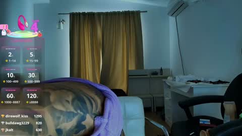 Kat online show from October 15, 10:05 am