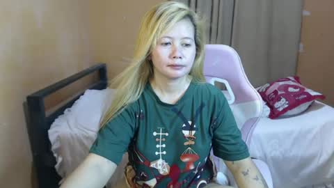 Glenda online show from June 10, 2:55 am