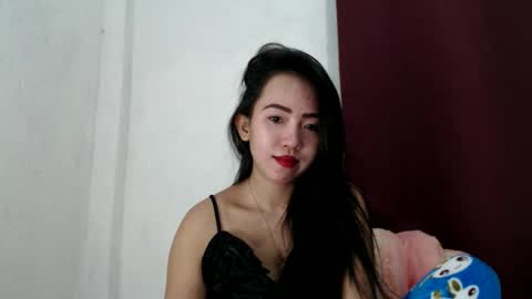 yourloving_maris online show from April 9, 7:58 am