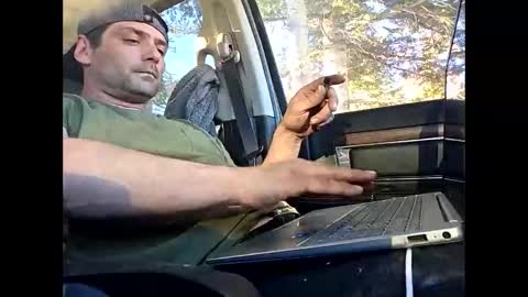 yourman605994 online show from March 5, 12:08 am