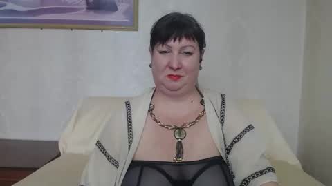 lANA online show from January 18, 11:52 am