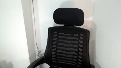 yournaughty_leigh online show from June 26, 5:13 am