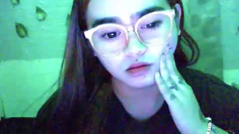 yourprincessthea online show from February 3, 2:53 am