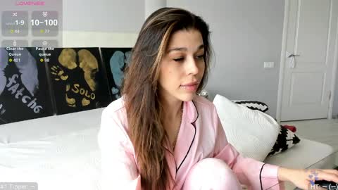 yoursoul_mila online show from May 9, 9:59 am