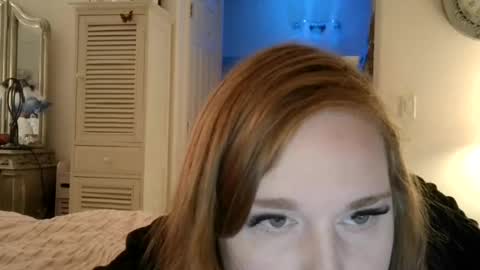 yourthickgingergoddess online show from July 1, 3:59 am