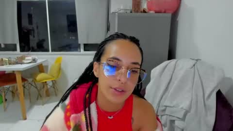 elizabeth  ju   online show from July 28, 2:42 am