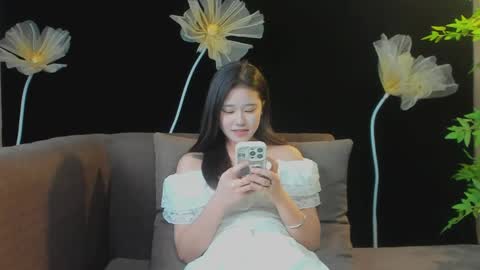 yu598188 online show from June 5, 6:52 am