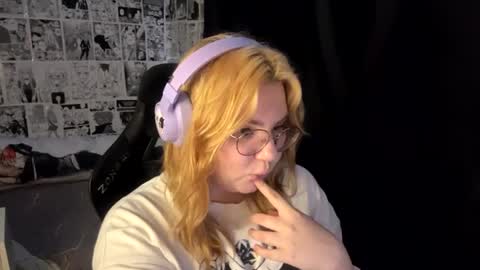 Julia online show from August 2, 5:09 am
