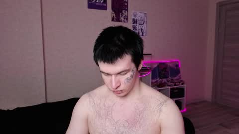 Yuki online show from April 3, 2:57 pm