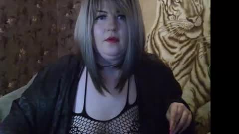 yuliiared online show from December 19, 6:20 am