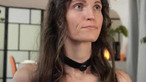 yulla dao online show from October 25, 4:07 pm