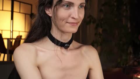 yulla dao online show from November 2, 6:19 pm