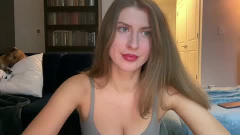 Snapshot of yumiandwolf chatting on March 1, 4:37 am yumiandwolf online show from March 1, 4:37 am