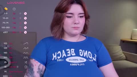 YumemiyaYumi online show from November 14, 8:11 pm