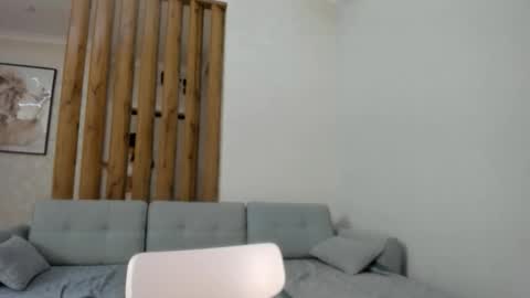 Yumi online show from November 7, 3:36 pm