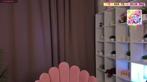 Cindey online show from June 10, 3:39 am