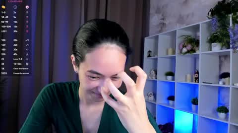 Cindey online show from May 30, 4:44 am