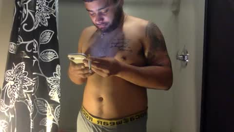 YungJefe online show from January 19, 9:19 am