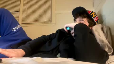 Snapshot of yungstudbev chatting on February 1, 12:40 am yungstudbev online show from February 1, 12:40 am