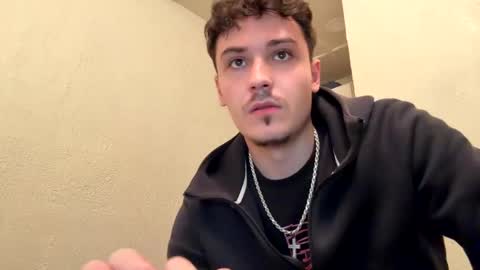 Snapshot of yungstudbev chatting on September 10, 1:50 am yungstudbev online show from September 10, 1:50 am