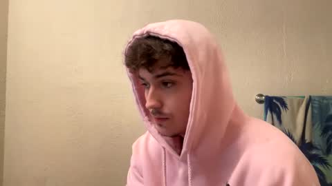 Snapshot of yungstudbev chatting on February 4, 2:17 am yungstudbev online show from February 4, 2:17 am