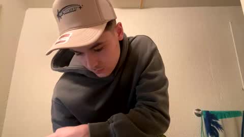 Snapshot of yungstudbev chatting on February 19, 4:55 am yungstudbev online show from February 19, 4:55 am