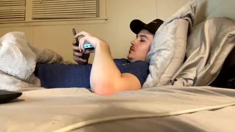 Snapshot of yungstudbev chatting on March 1, 1:21 am yungstudbev online show from March 1, 1:21 am