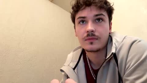 Snapshot of yungstudbev chatting on October 26, 6:51 pm yungstudbev online show from October 26, 6:51 pm