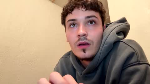 Snapshot of yungstudbev chatting on September 26, 3:58 am yungstudbev online show from September 26, 3:58 am