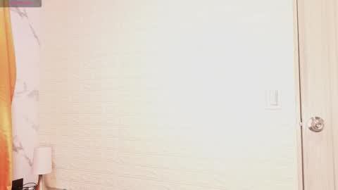 yunkeyc online show from October 18, 4:27 am