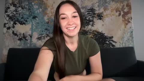 yurdreams_22 online show from July 2, 3:55 am