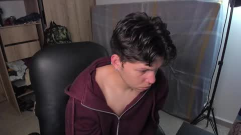 yurii_moody online show from February 18, 1:10 am