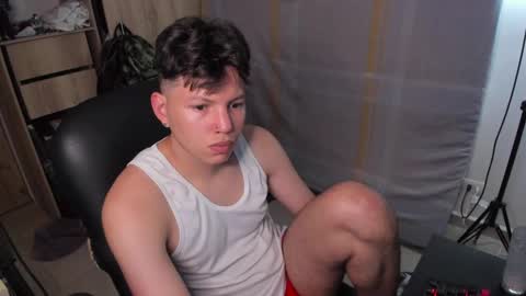 yurii_moody online show from February 24, 11:30 pm