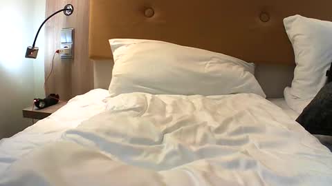 NextDoor online show from September 23, 6:14 pm