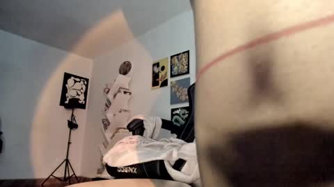 paola online show from November 5, 9:50 pm