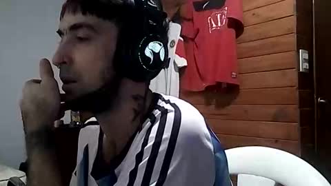 Yuumi online show from April 12, 5:44 am