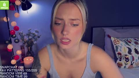 The Queen Bitch of the United Kingdom online show from April 3, 6:31 am