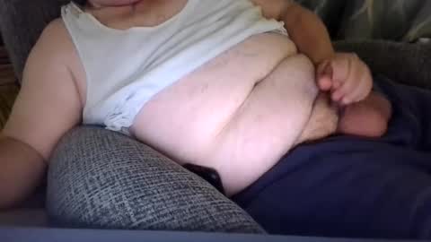 zach93_ online show from June 13, 5:01 pm