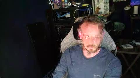 zachf420 online show from May 7, 11:43 pm