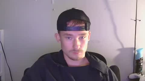 zachmcw25 online show from November 25, 9:08 am