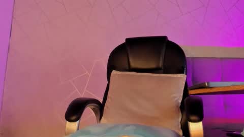 zack conor online show from November 15, 9:49 pm