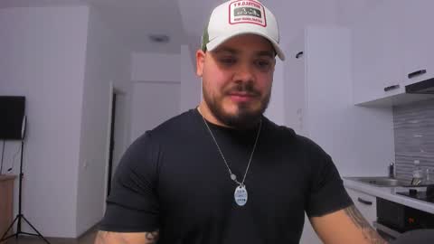 Zack online show from December 17, 10:27 pm