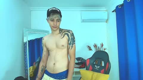 zack online show from February 21, 11:43 pm