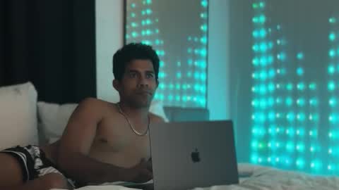 Edii online show from January 11, 1:55 am