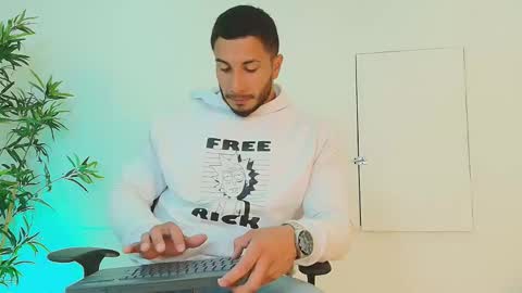 zanemaverick online show from February 6, 11:57 am