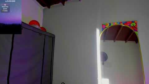 zaphiro__sky online show from February 17, 8:46 am