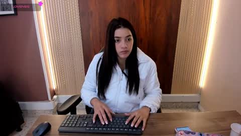 Snapshot of zara_andersson chatting on September 11, 12:39 pm Zara online show from September 11, 12:39 pm